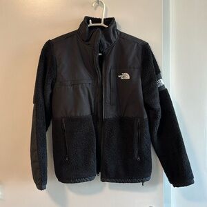 The North Face Denali Fleece Jacket, sized small, worn a couple of times